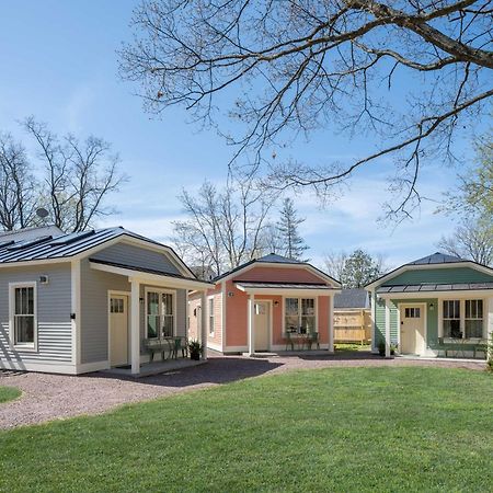 Queen City Bungalow & Cottages 伯灵顿 外观 照片