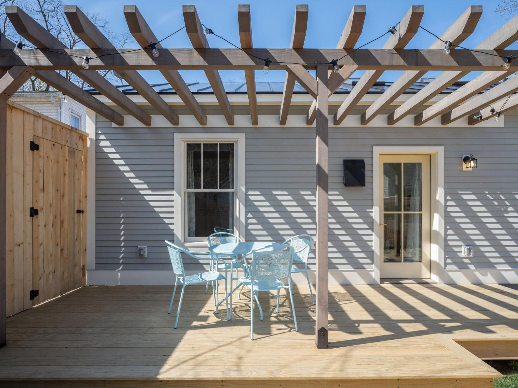 Queen City Bungalow & Cottages 伯灵顿 外观 照片